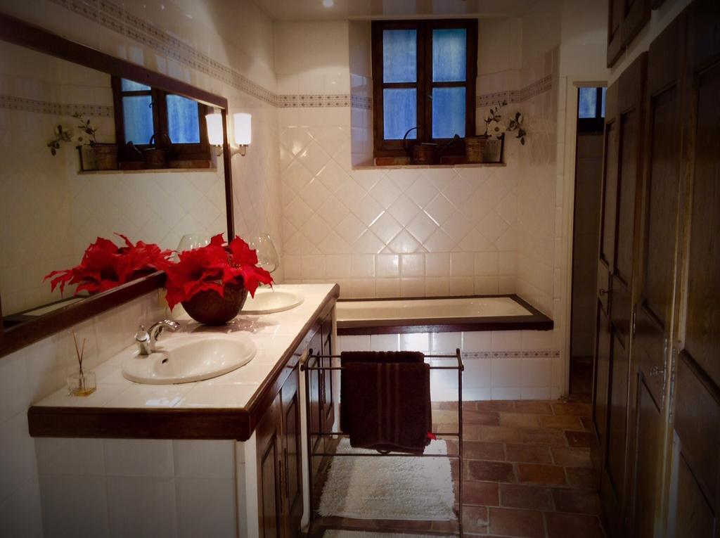 La Maison D'Isabelle Bed and Breakfast Teyran Quarto foto